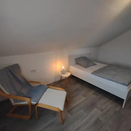 Homestay Monteurzimmer In Mit Kueche Und Bad *