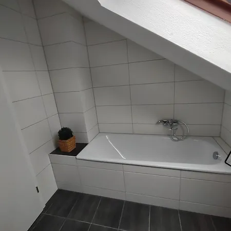 Monteurzimmer In Mit Küche Und Bad * Vellmar